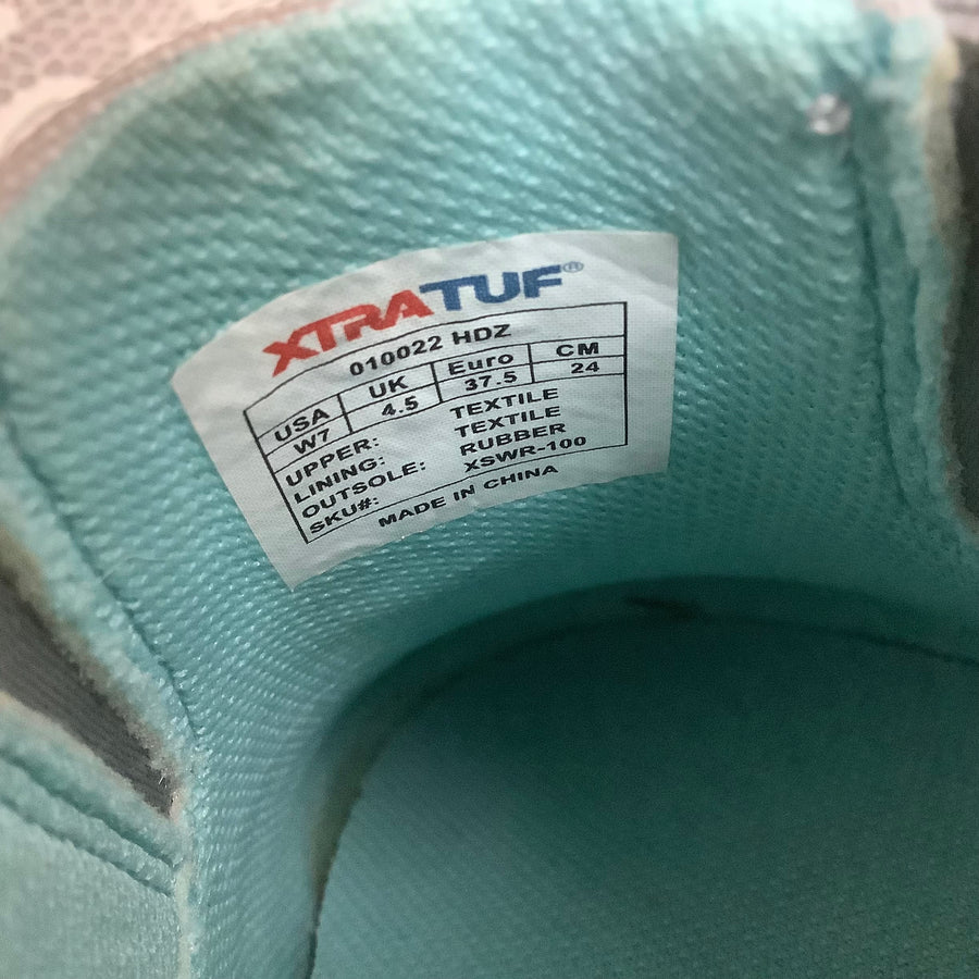 XTRATUF Size 7 Slip On Sneakers