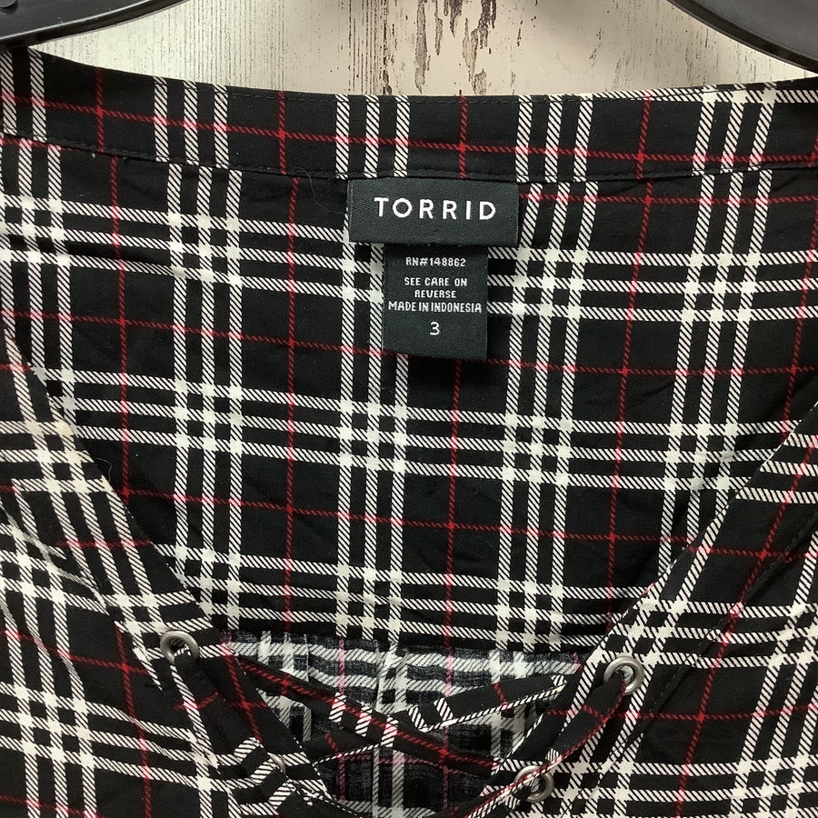 Torrid Size 3 Curvy Shirts & Blouses