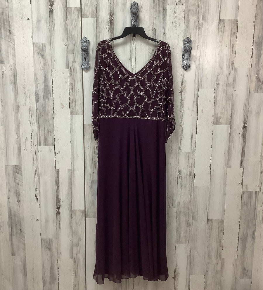 JKARA Size 18 Curvy Formal Gown