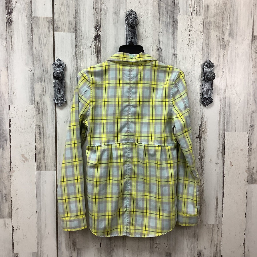 Oakley Size Med Shirts & Blouses
