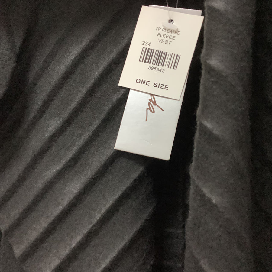 Le Moda One Size Black Sleeveless Shrug