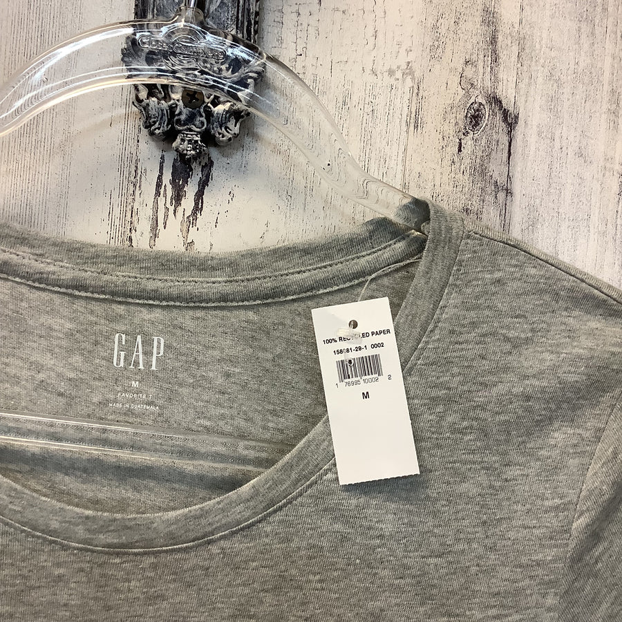 Gap Size Med Tees