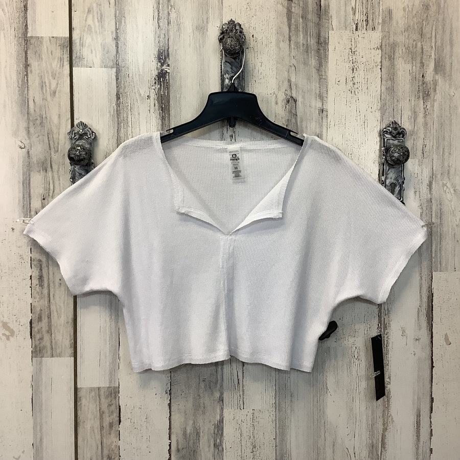 Mono B Size Med Shirts & Blouses