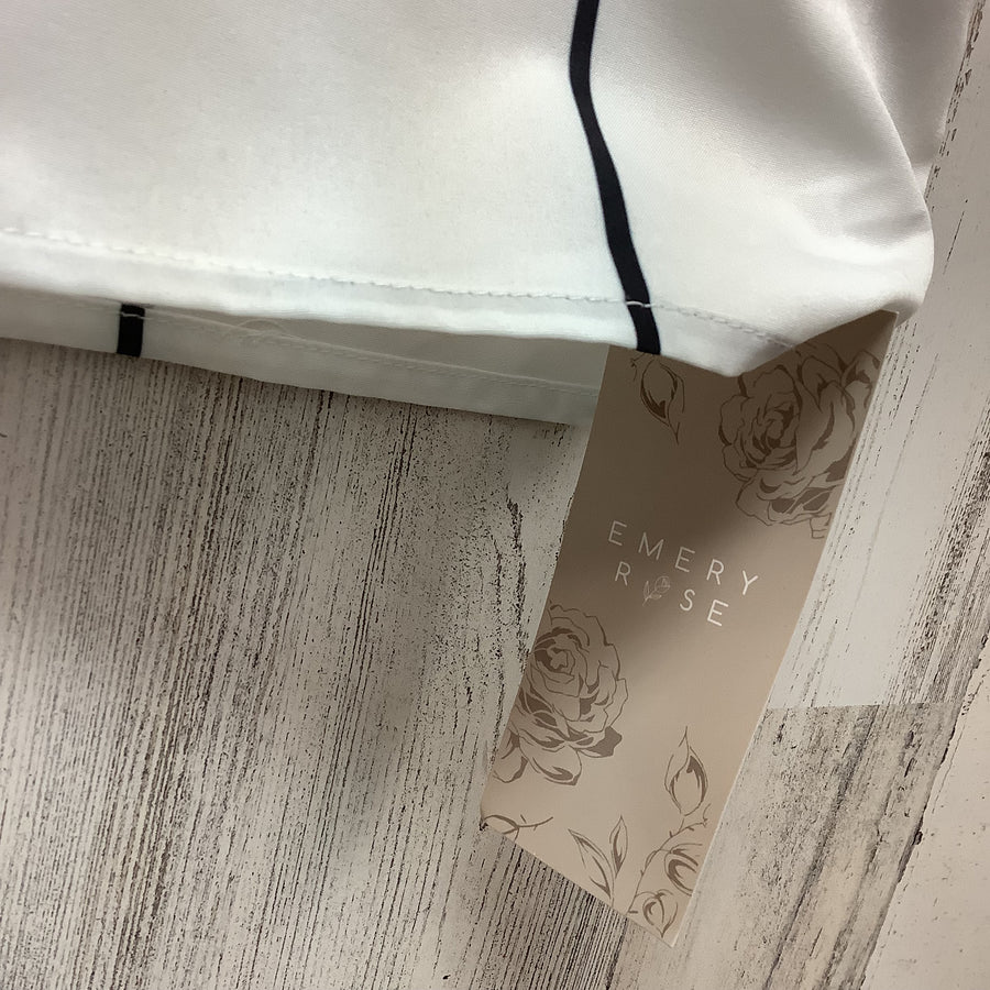 Emery Rose Size Lg Shirts & Blouses