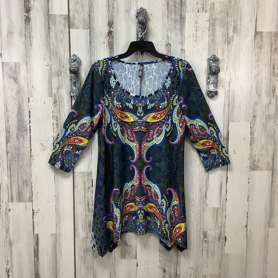 White Mark Size XL Curvy Tunics