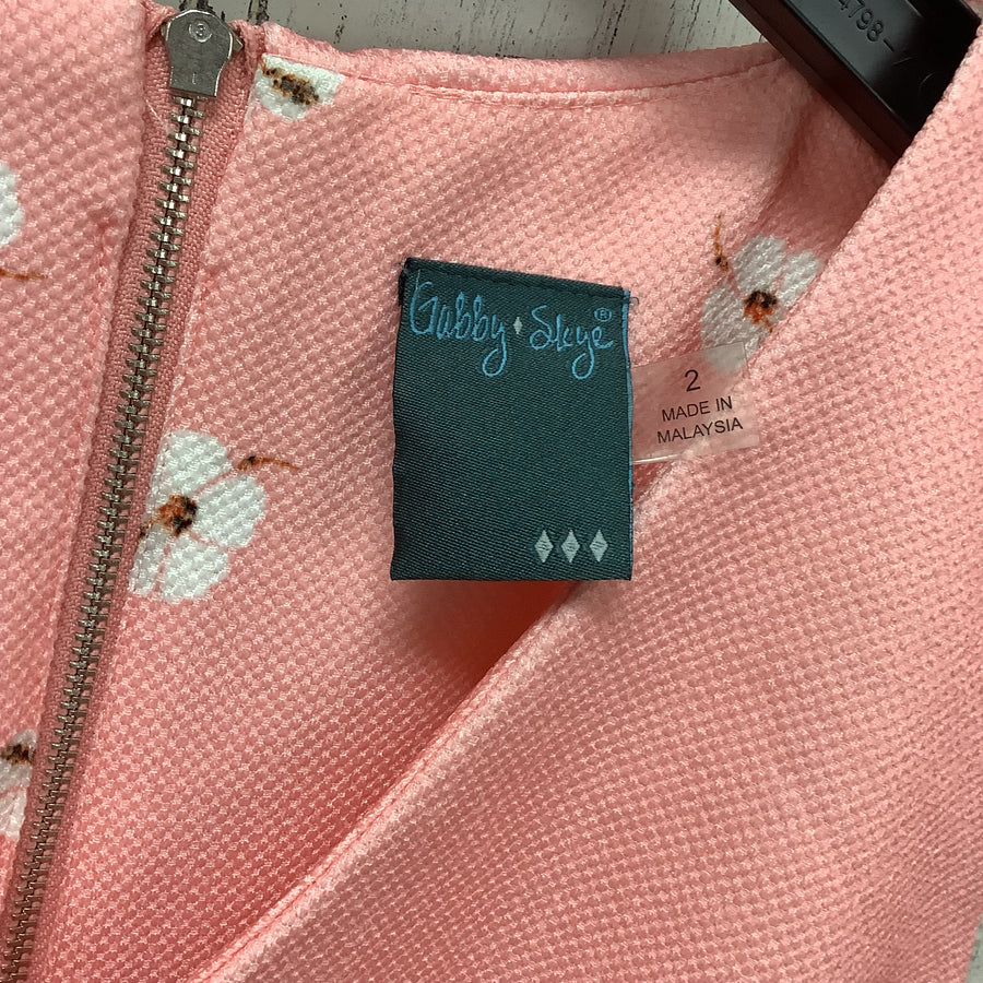 Gabby Skye Size Xs  Flamingo Print Dress