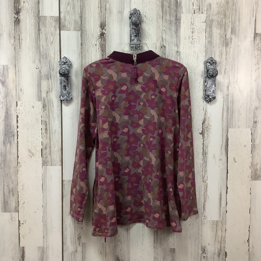 LOGO Size Med Shirts & Blouses