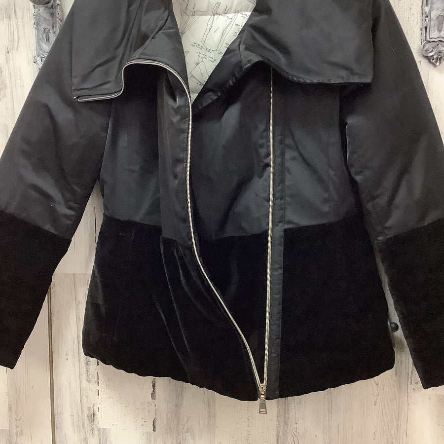 White House Black Market Size XS Black Coat