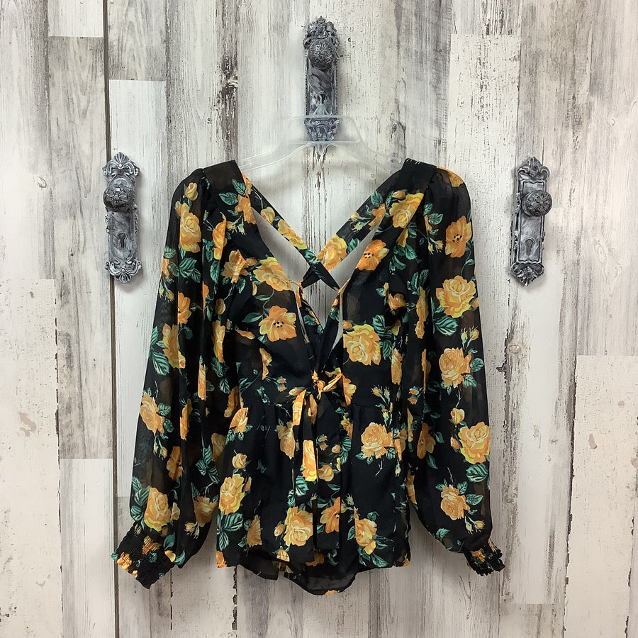 Venus Size Sm Shirts & Blouses