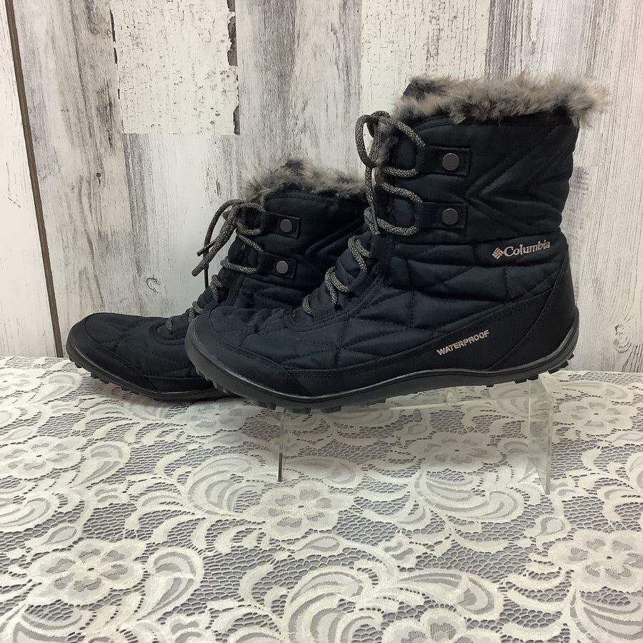 Columbia Size 9 Winter Boots