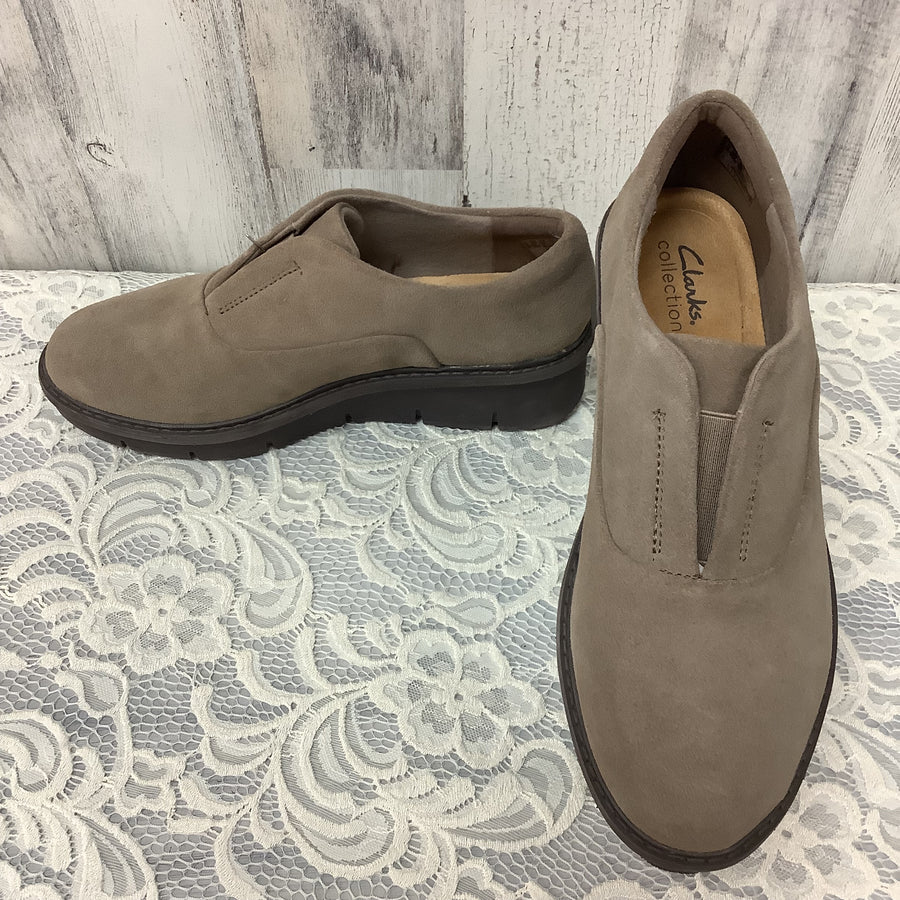 Clarks Size 8.5 Casual