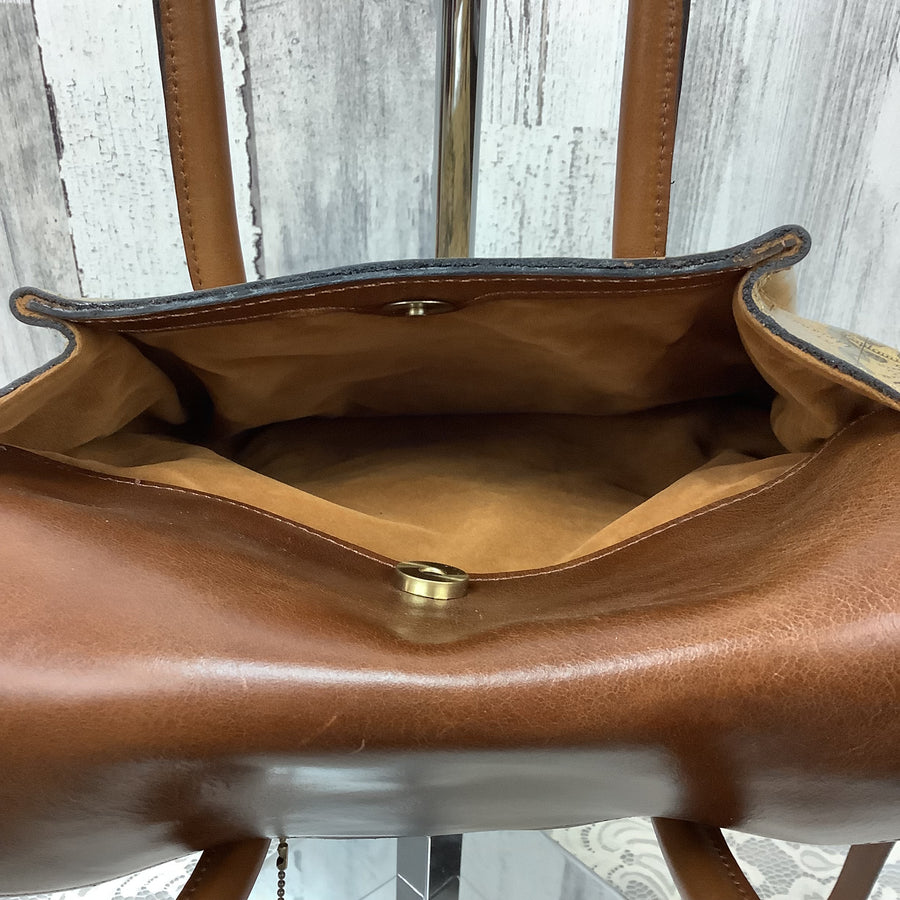 Patricia Nash Size Med Handbags