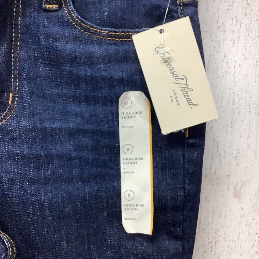 Universal Thread Size 0 Junior Jeans