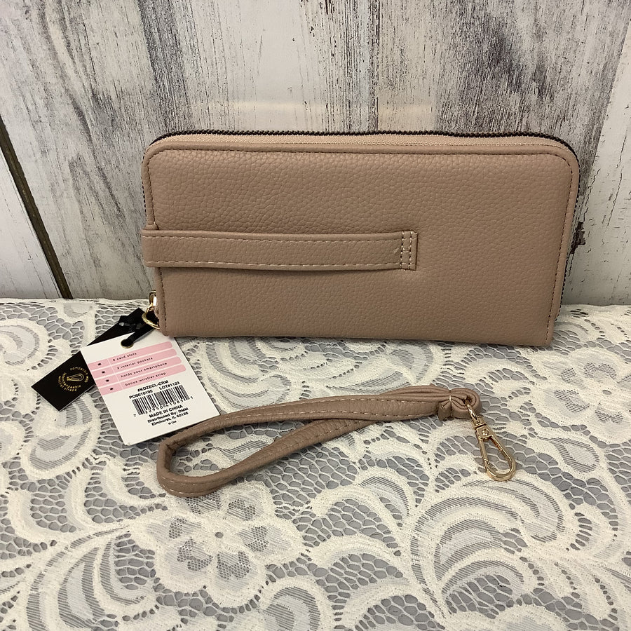 Kedzie Size Small Clutch