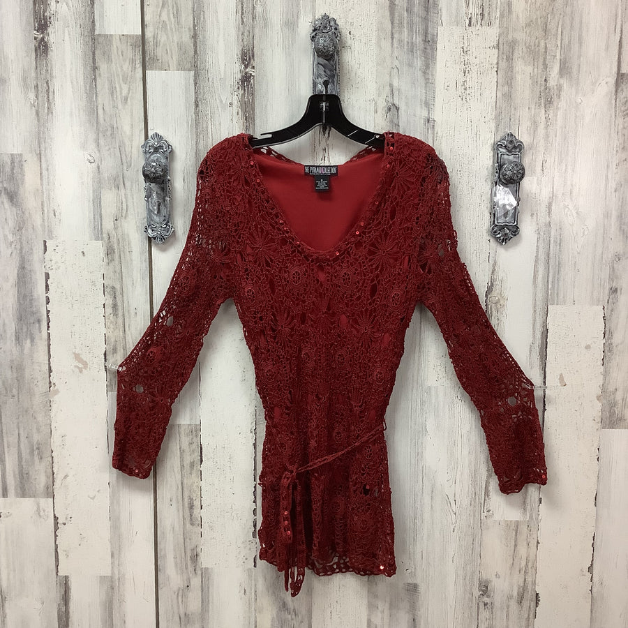 Pyrmid Collection Size Med Shirts & Blouses