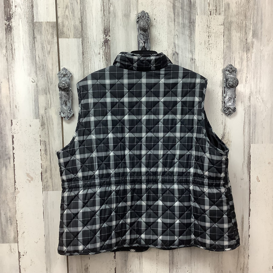 St. John's Bay Size 3x Curvy Vests