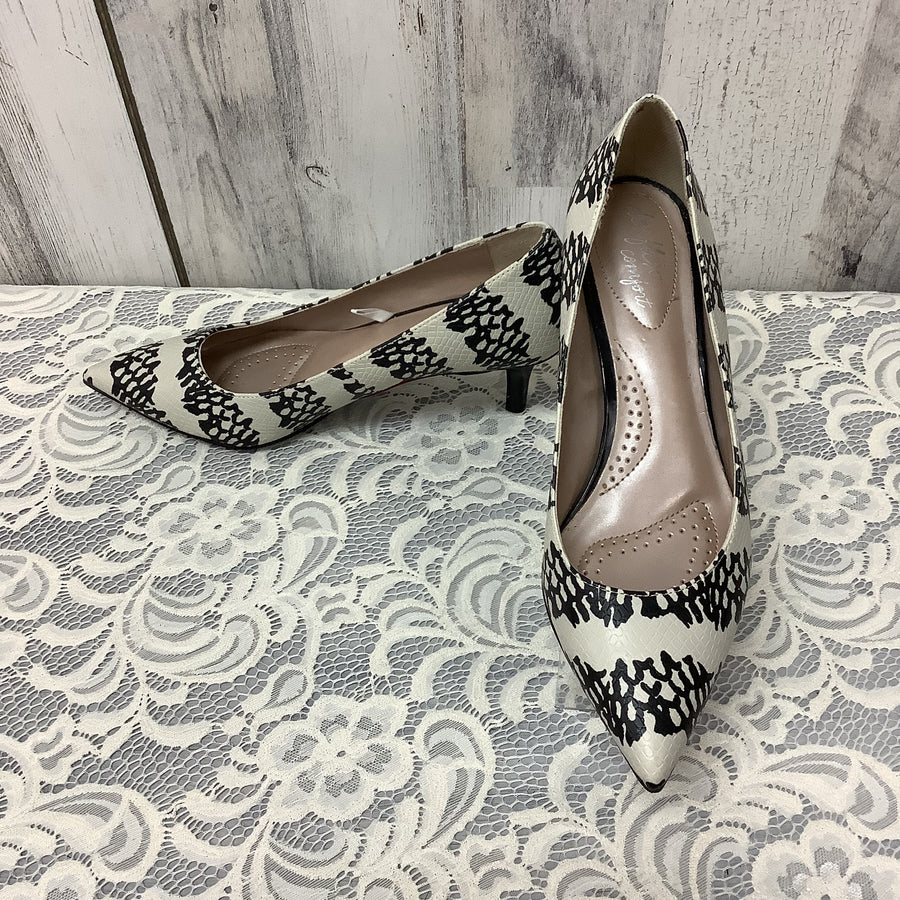 dex flex Size 8.5 Heels