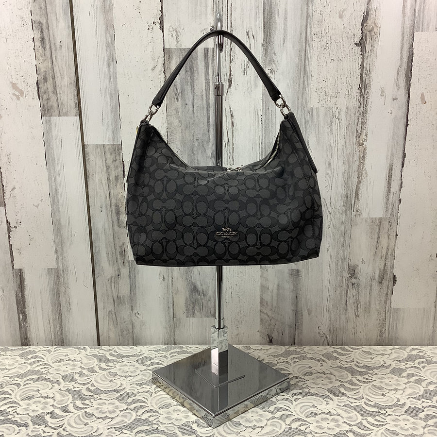Coach Size Med Shoulder Bags