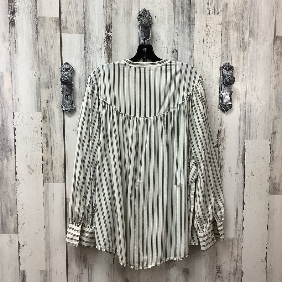 Old Navy Size 3x Curvy Shirts & Blouses