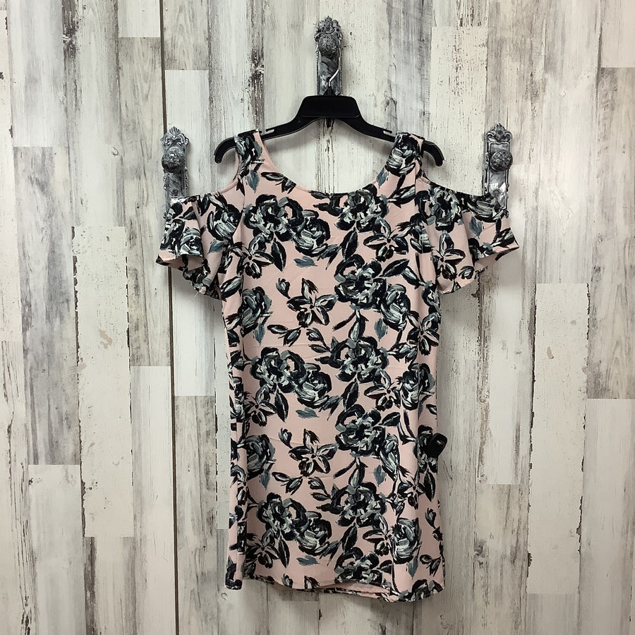c & e Size Med Dress