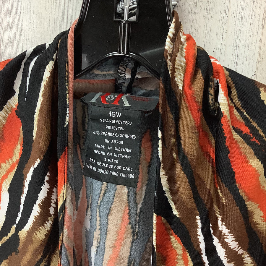 R & K Size 16 W Curvy Shrugs & Shawls