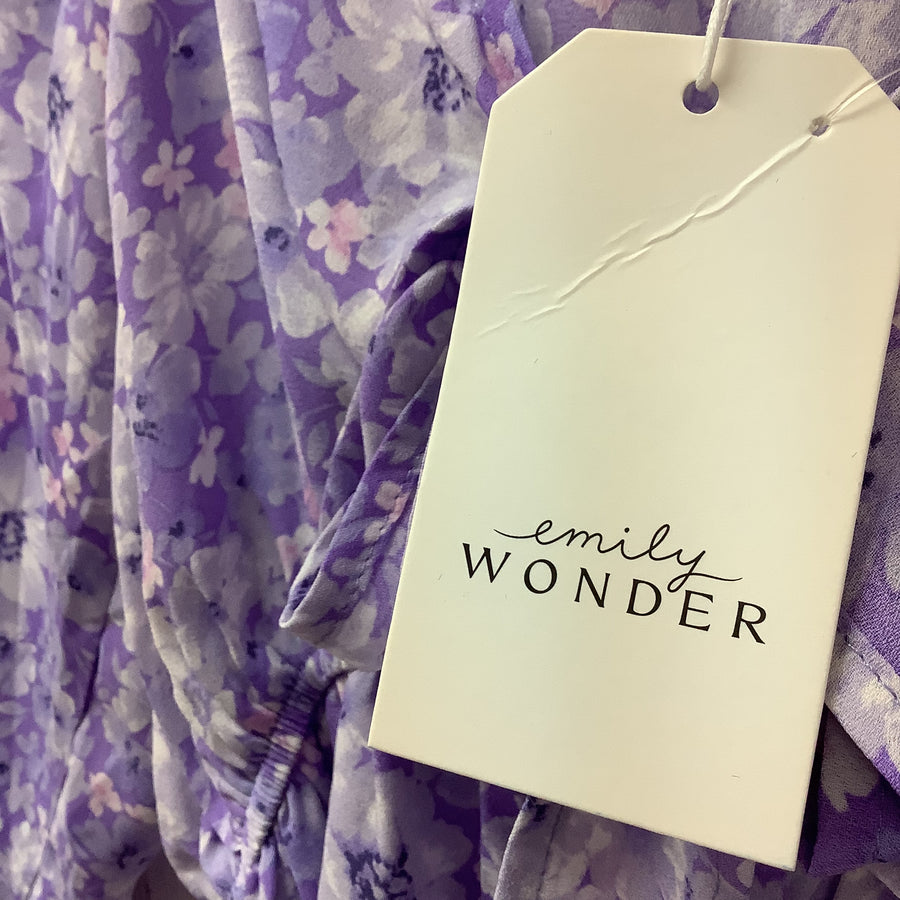 Emily Wonder Size Sm Shirts & Blouses