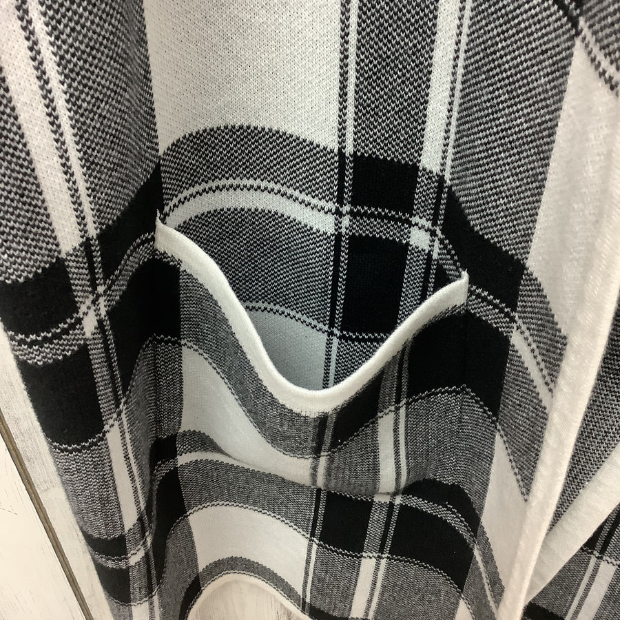 Studio Size 2X Petite Curvy Shrugs & Shawls