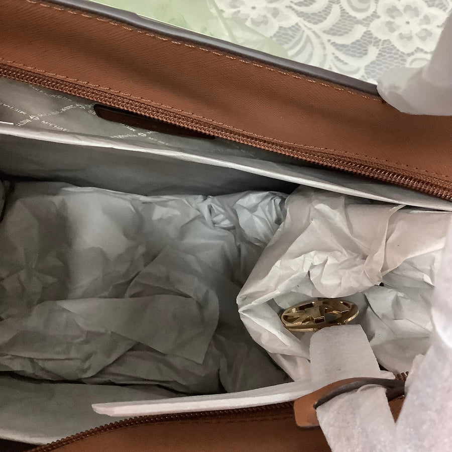 Michael Kors Size Large Totes