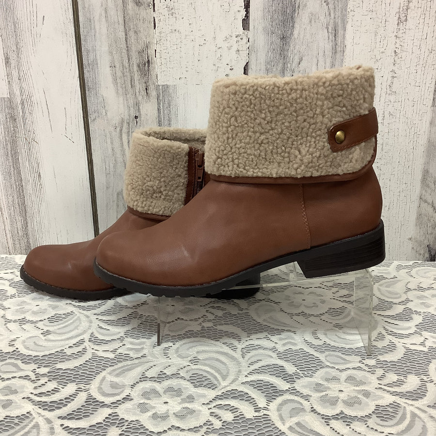 Style & Co Size 7 Boots