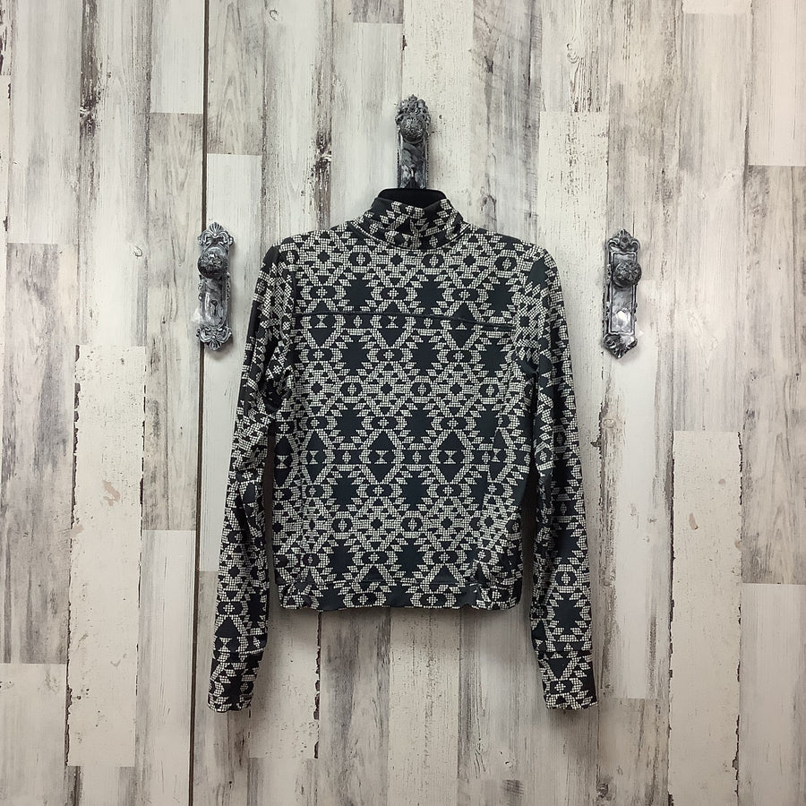 Columbia Size Small Tops Active
