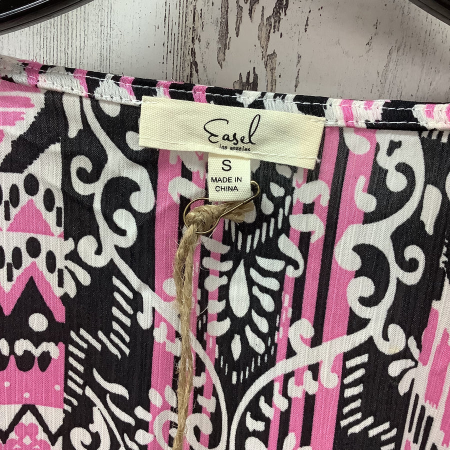 easel Size Small Shrugs & Shawls