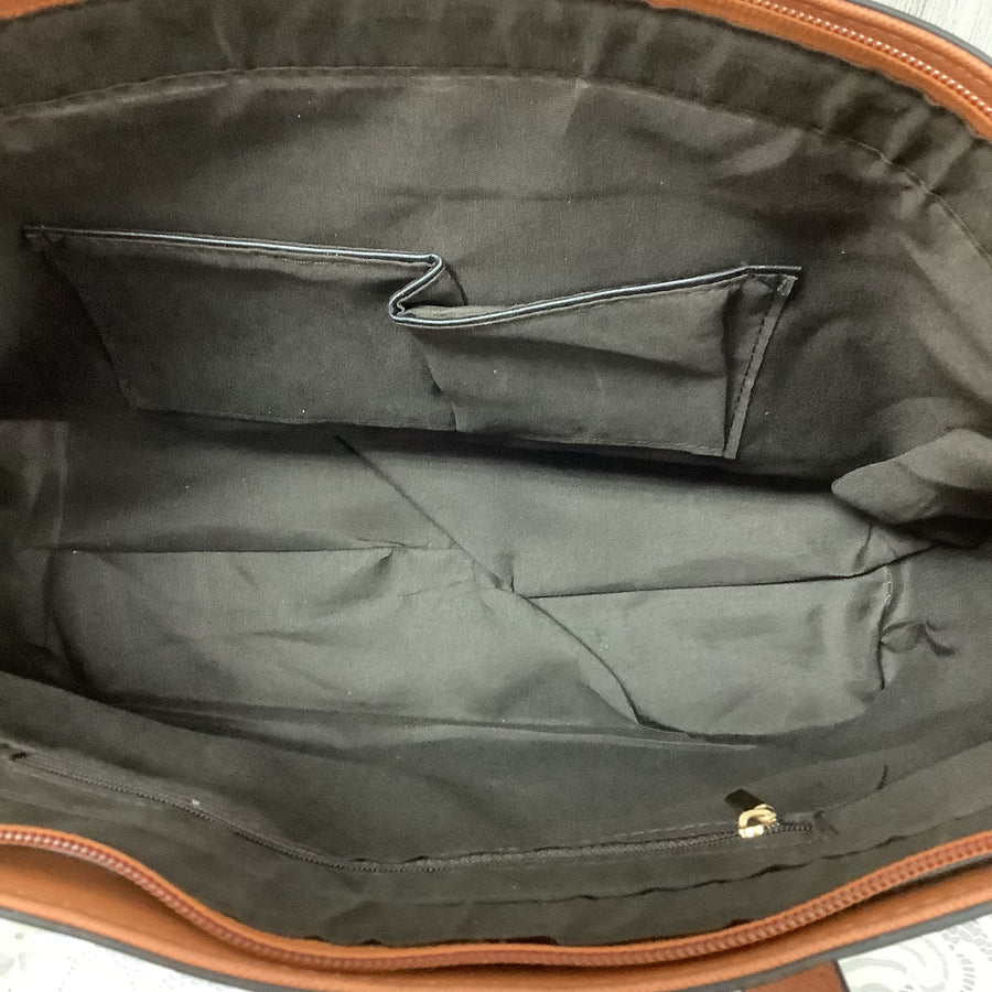 Elim & Paul Size Large Shoulder Bags