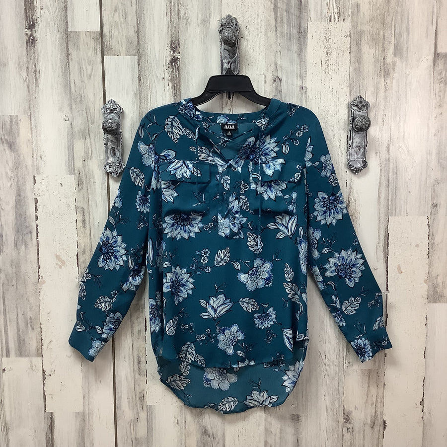 ana Size Med Shirts & Blouses