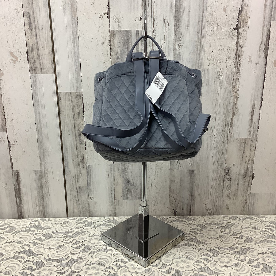Vera Bradley Size Med Backpacks
