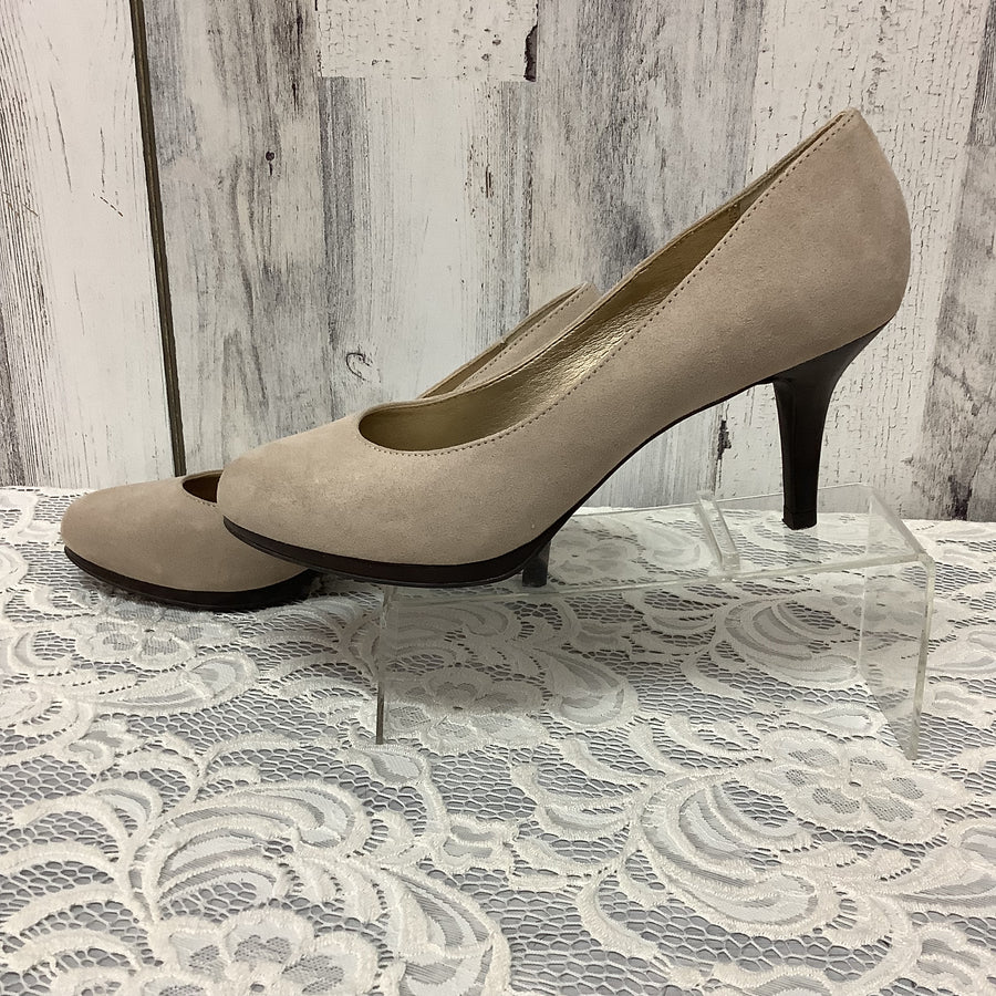 Kelly & Katie Size 7.5 Heels