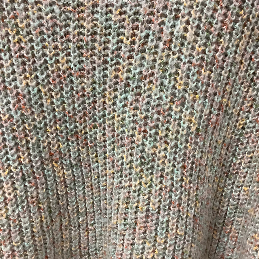 HYFVE Size Med Junior Pullovers