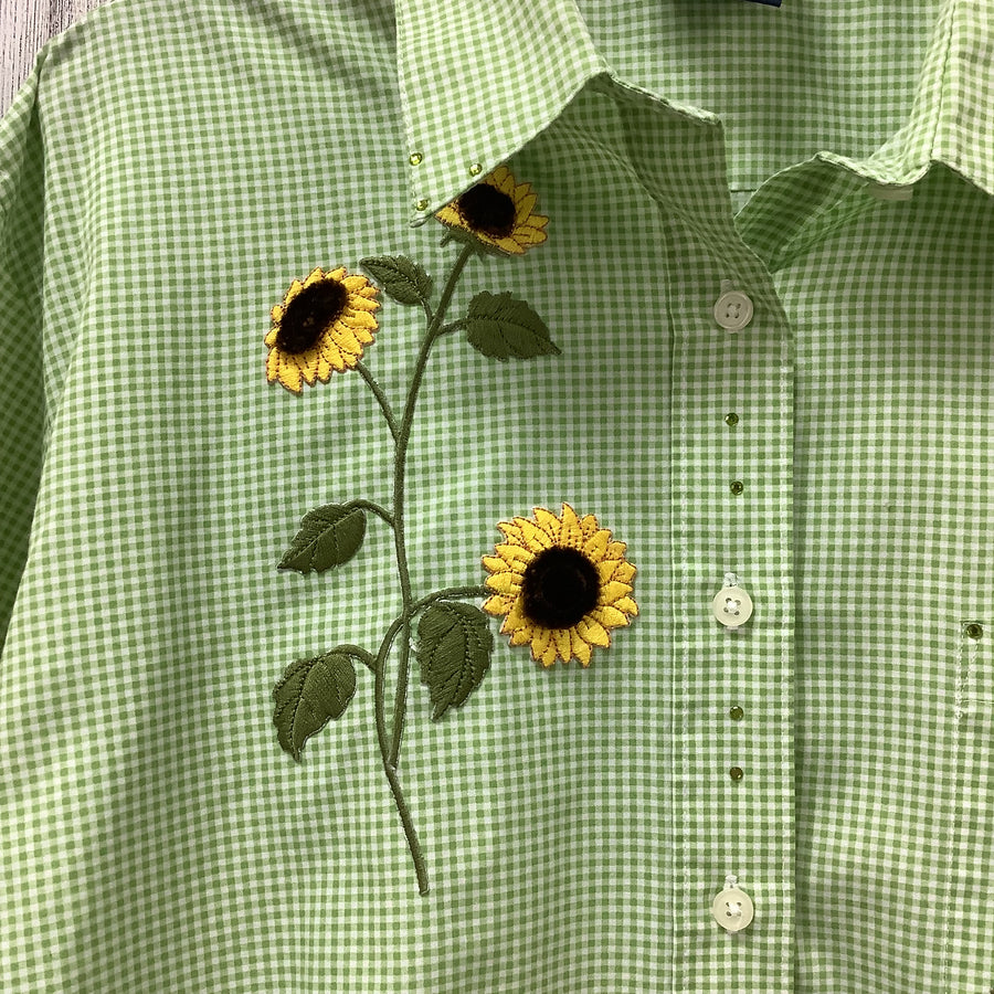 Las Olas Size XL Plaid Sunflowers Embroidered Shirt