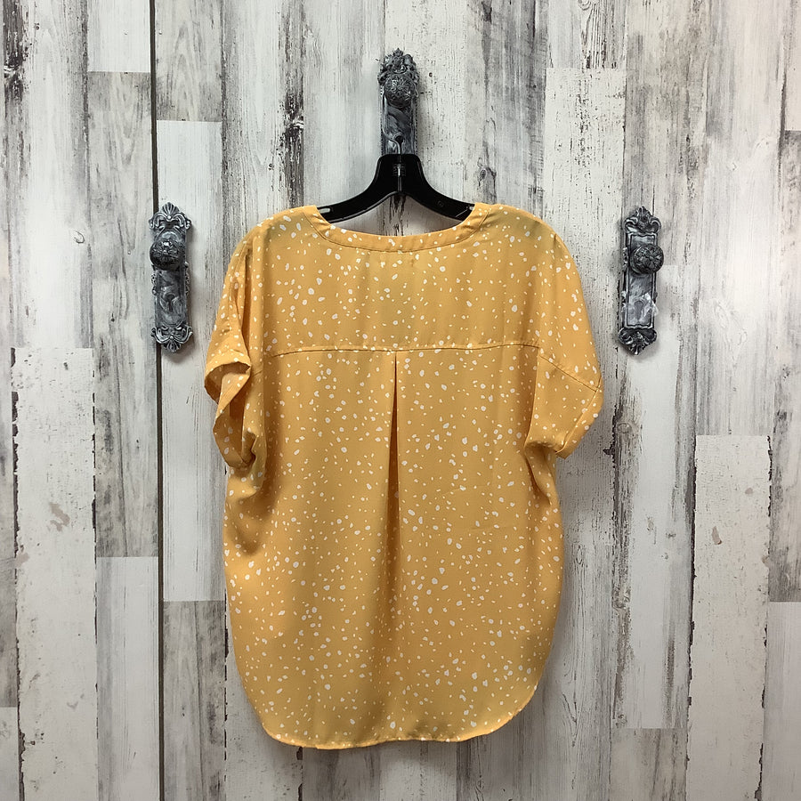 Maurices Size Med Shirts & Blouses