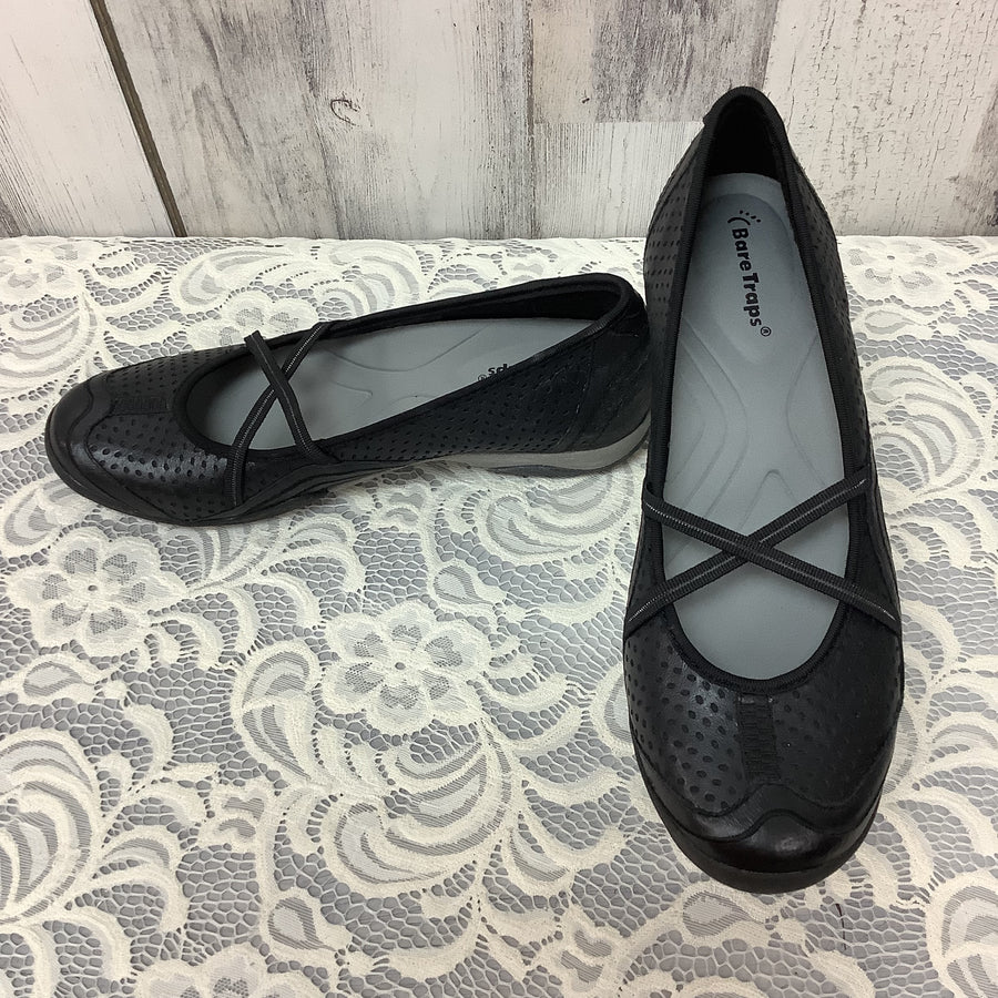 Bare Traps Size 8 Casual