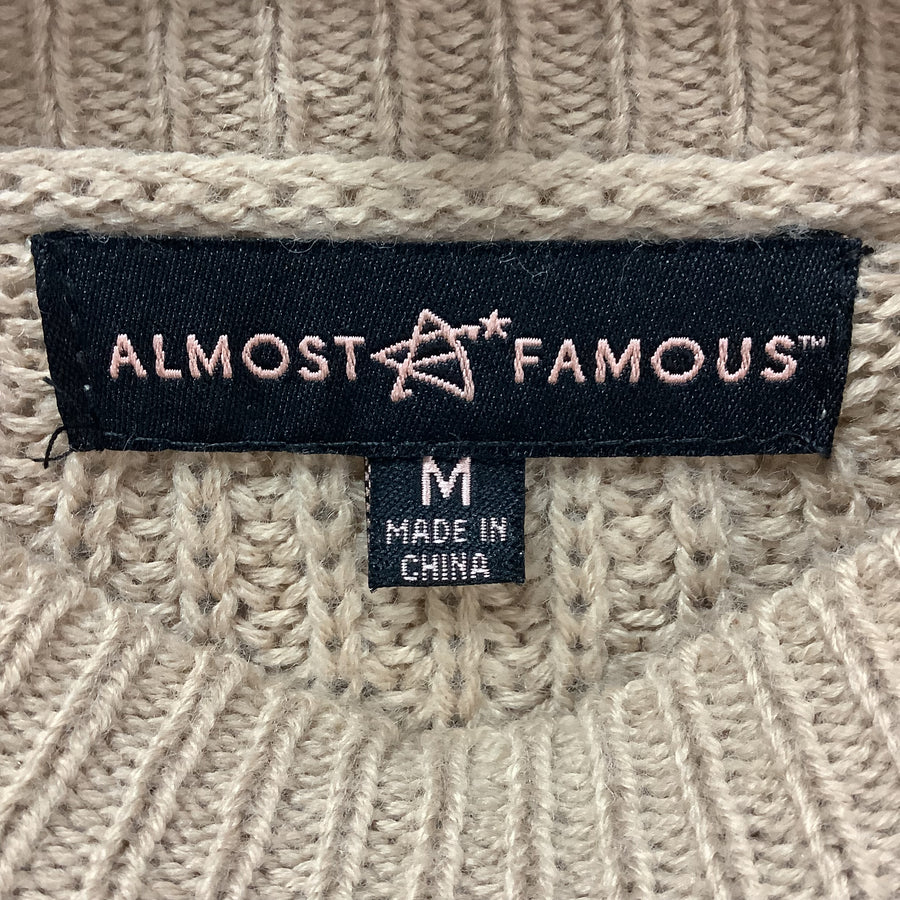 Almost Famous Size Med Junior Pullovers