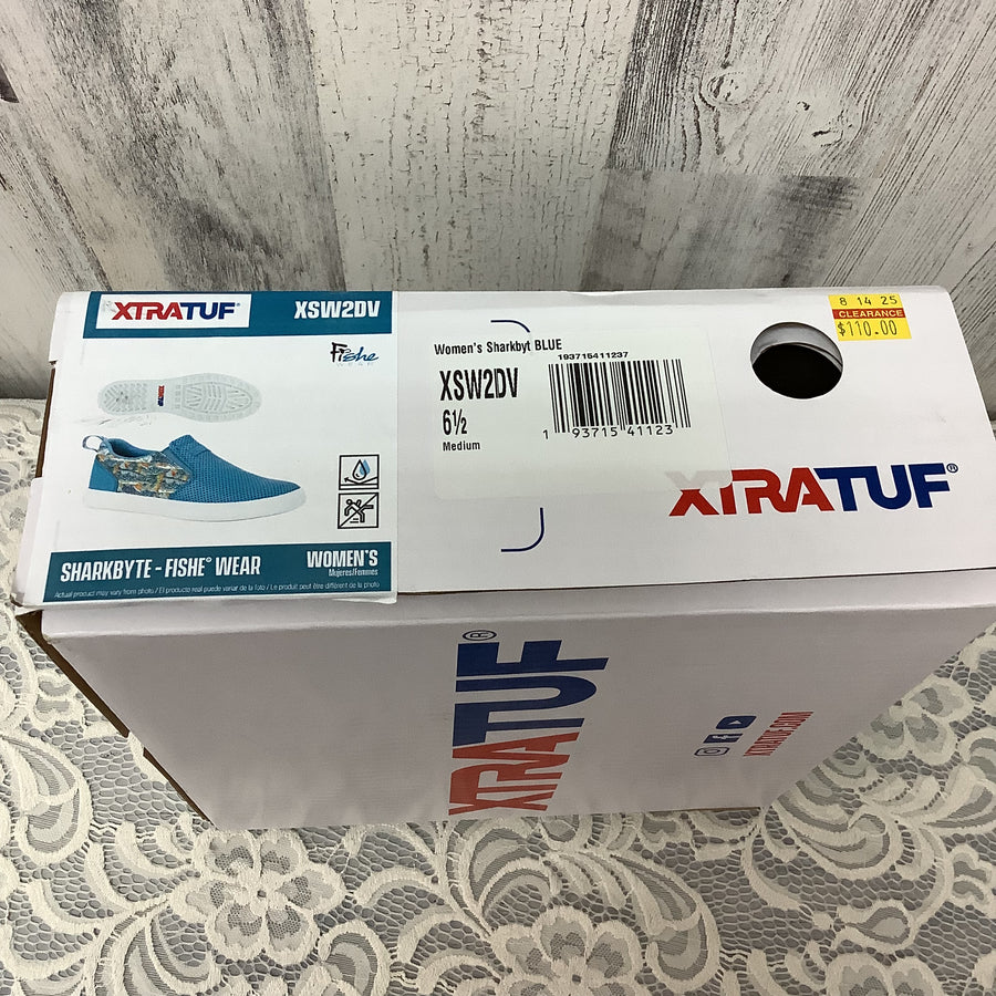 XTRATUF Size 6.5 Slip On Sneakers