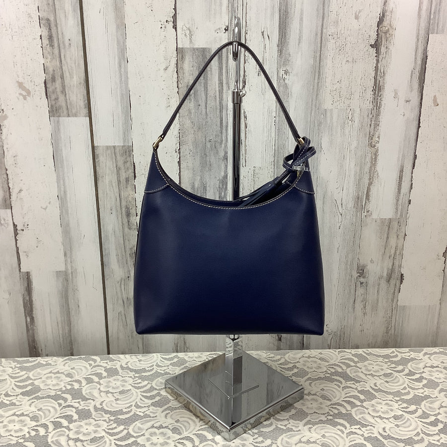 Dooney & Bourke Size Large Handbags