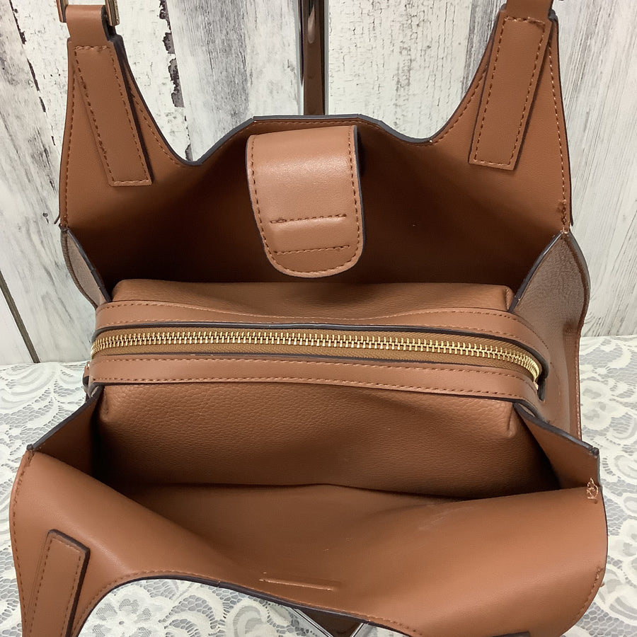 Calvin Klein Size Med Shoulder Bags