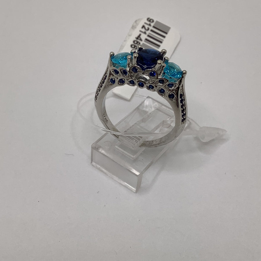 Unknown Size 7 Rings