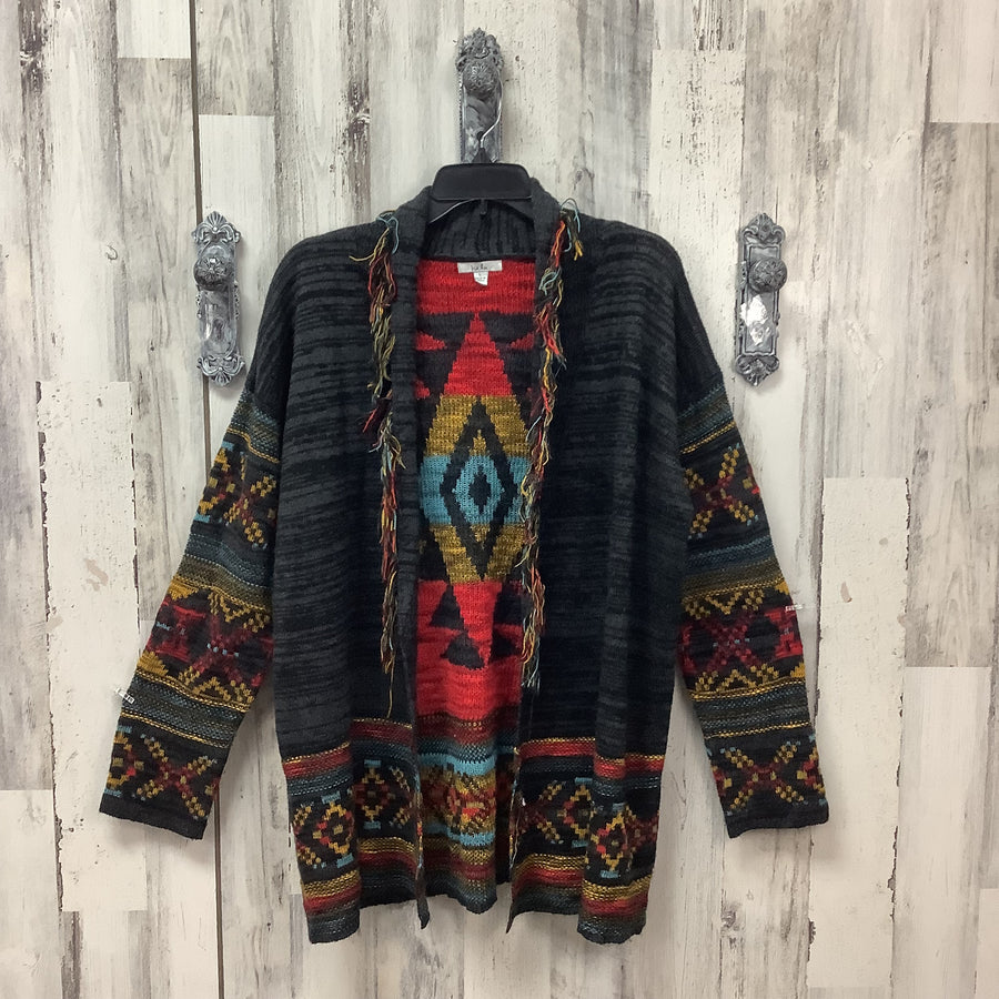 isela Size Lg Shrugs & Shawls