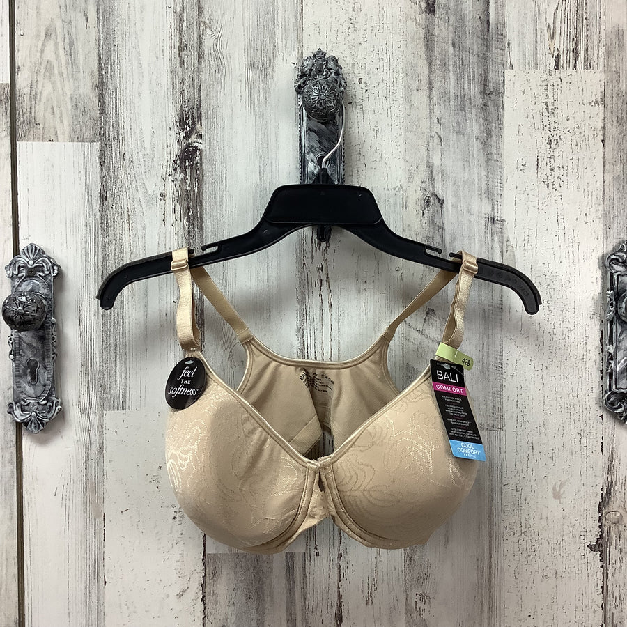 Bali Size 42 B Seamless Front Clasp Comfort Bra