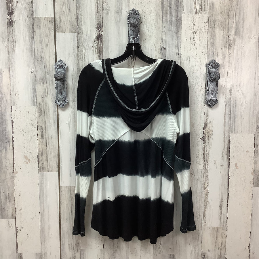 POL Size Small Shirts & Blouses