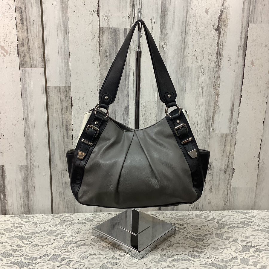 apt. 9 Size Large Shoulder Bags