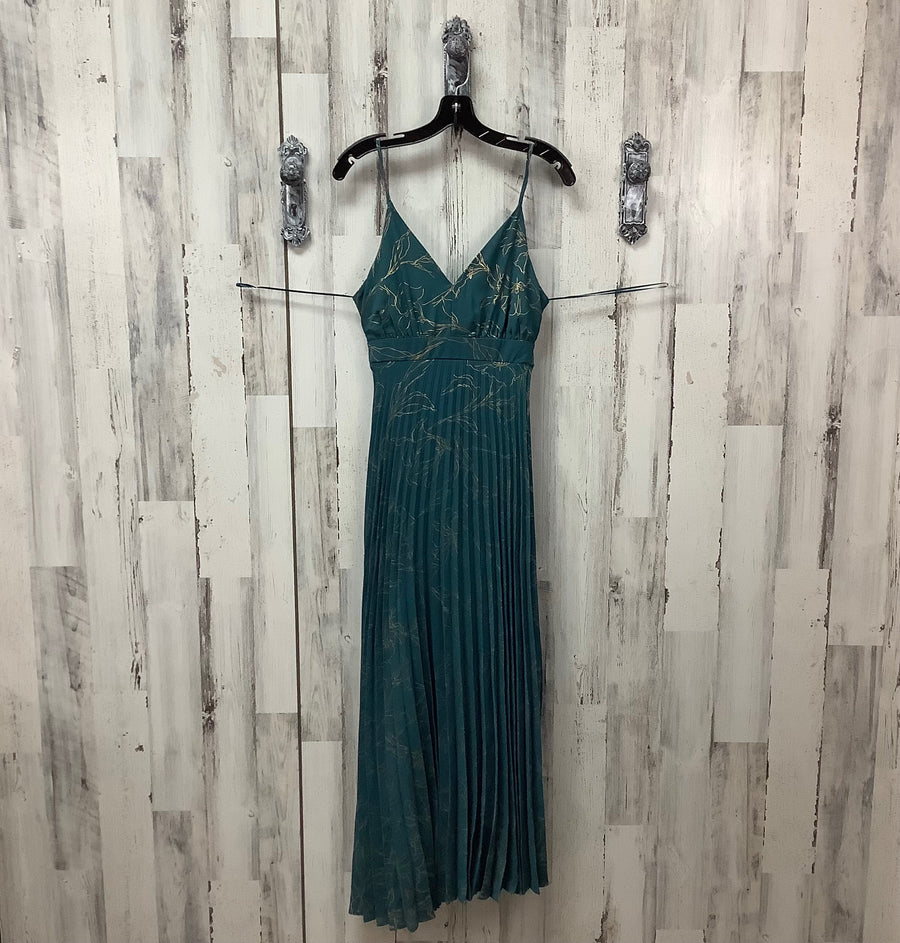 Jessica Simpson Size Small Dress