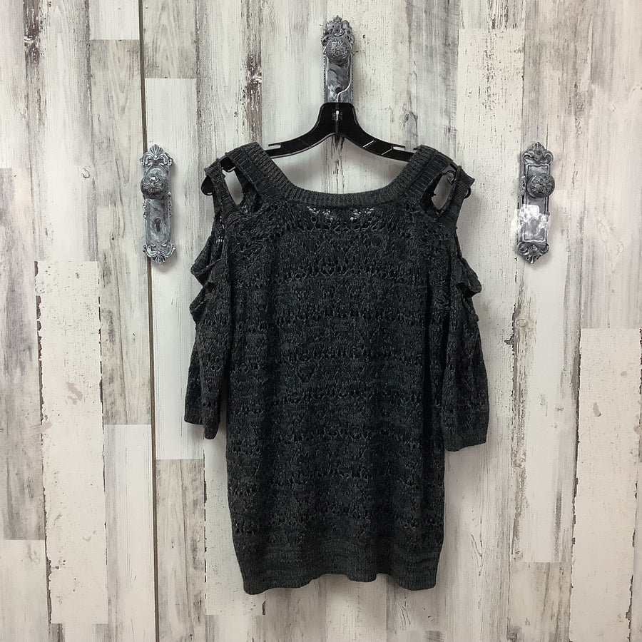 Torrid Size 00 Medium/Large Knit Cage Shoulder Pullover